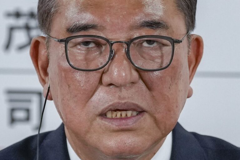 Japan’s Leader Has Lost His ‘Mandate From Heaven’