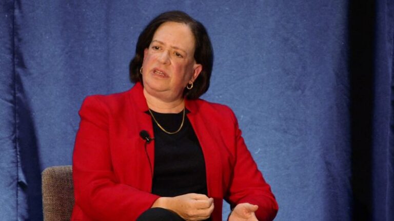 Justice Kagan stresses the need for government officials to obey court orders